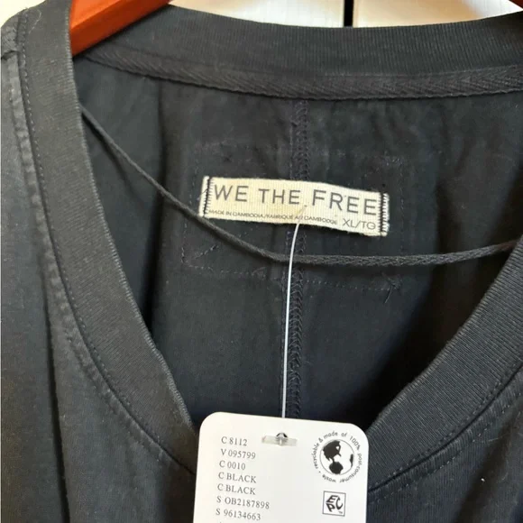 We The Free Black Short Sleeve Crewneck Tee - Picture 2 of 7